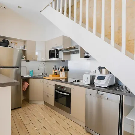 Duplex Joliment Decore Et Sa Cour Ensoleillee * سان مارتن دو ر