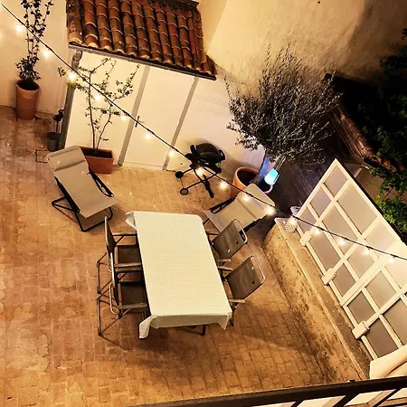 Duplex Joliment Decore Et Sa Cour Ensoleillee بيت للعطل سان مارتن دو ر